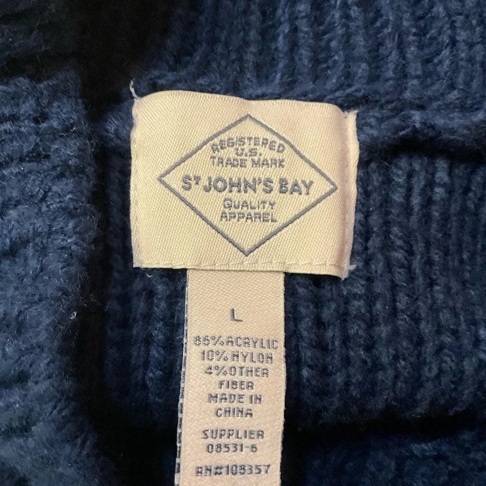 St. John’s Bay Navy Cable Knit Sweater L – Chunky Cozy Pullover
